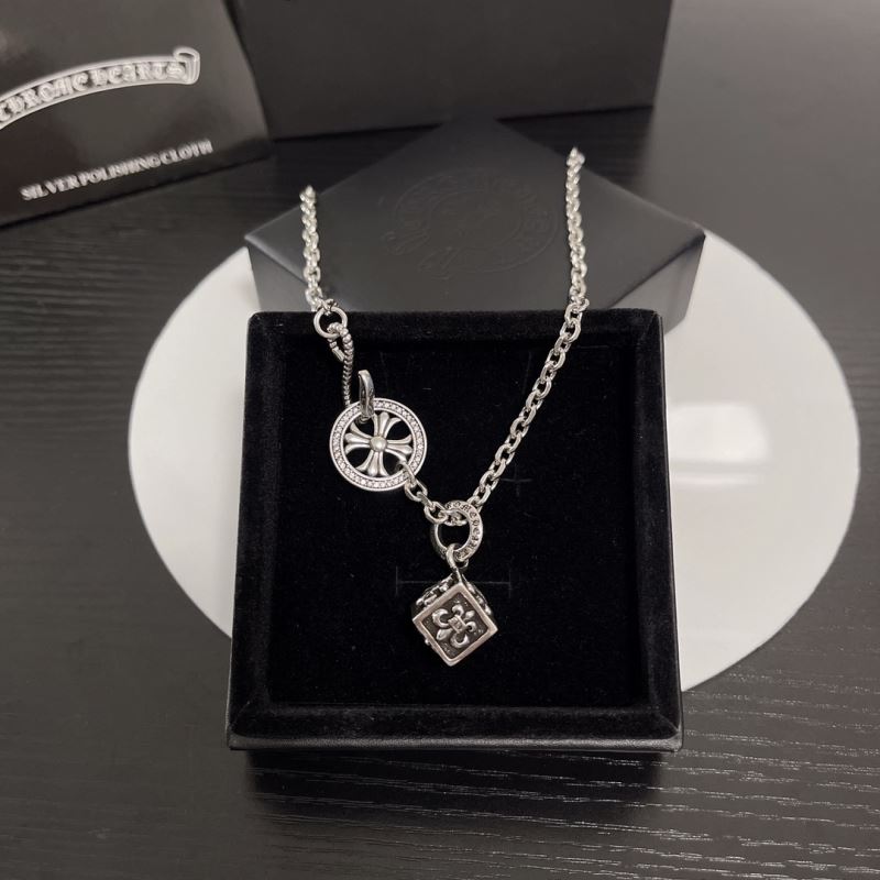 Ch**me He**ts necklaces